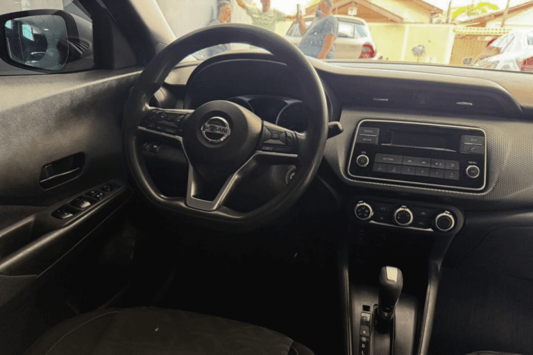nissan Kicks 13