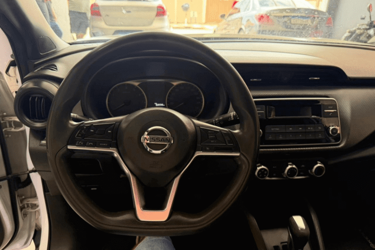 nissan Kicks 18