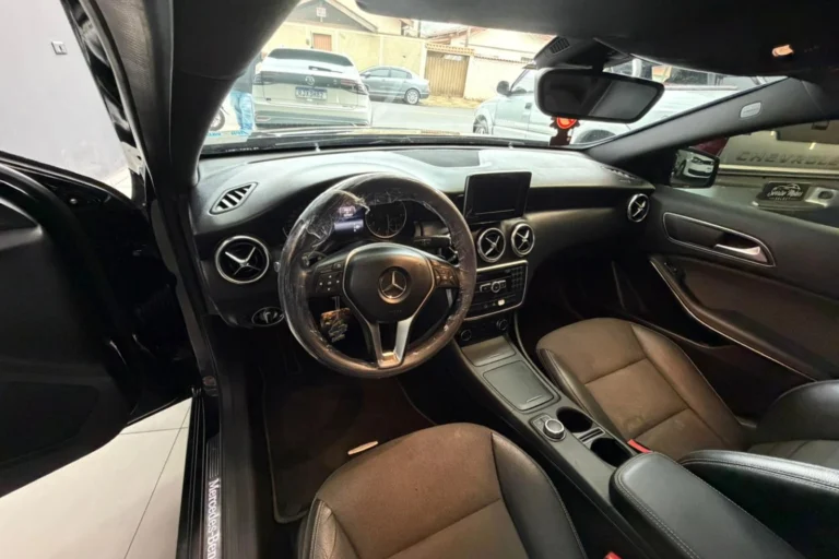 mercedes_benz_a_200_2014_8
