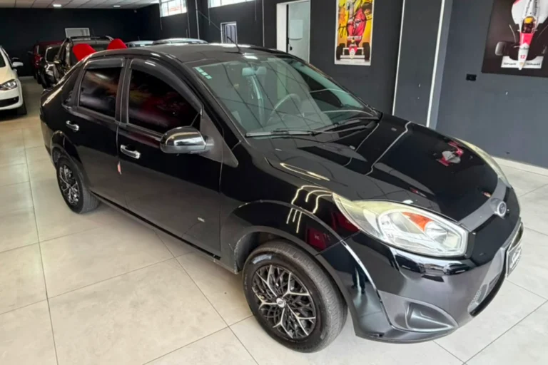 ford_fiesta_se_1_6_2014_1